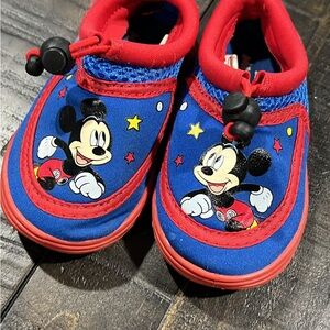 Disney Toddler Water shoes - Red and Blue size 5/6